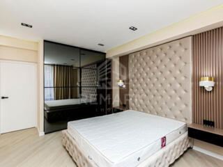 Se vinde apartament amplasat în complexul Sunrise, Telecentru str. ...