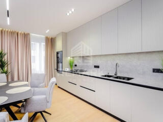 Apartament nou spre vanzare în Complexul Newton House în sect. ...