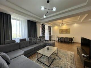 Se oferă spre chirie apartament în centrul orașului Chișinău. ...