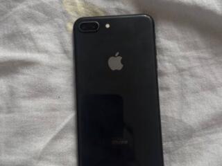 Продам iPhone 8 Plus, торг уместен