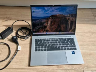 Hp elite 14 IPS WUXGA| i5-1235| 16GB| SSD 256|Iris 2GB| Б. 4.5 часа