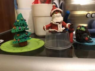 Няня в новогоднюю ночь цена договорная.