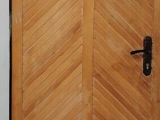 Продам двери