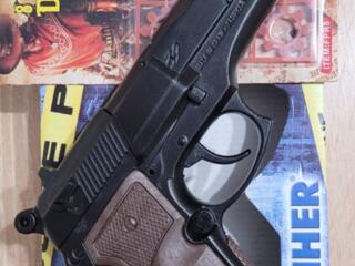 Игрушечный пистолет на 8 пистонов