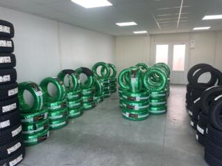 Продаются шины.