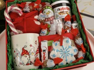 Новогодний подарочный бокс