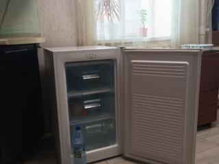 Морозильная камера 1600р.