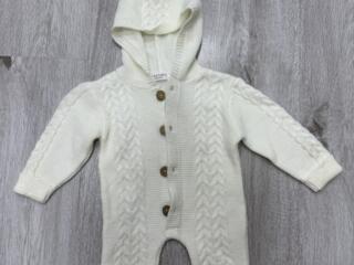 Продам детские вещи