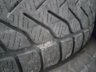 Комплект резины 17R/225/65 и пара 18R/235/60