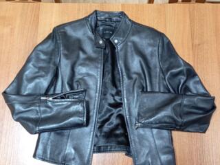 Продам женскую куртку из натуральной кожи