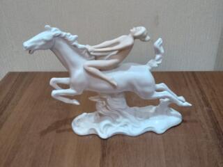 Продам статуэтки