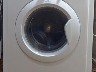 Продаю стиральную машину-автомат ИНДЕЗИТ