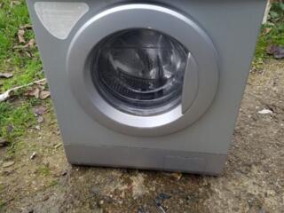 LG 5 кг. В хорошем состоянии. Возможна доставка.