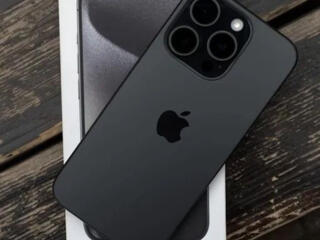Продам iPhone 15 Pro Max 8/256