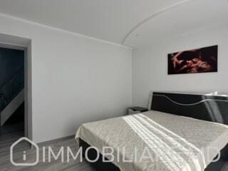Apartament la sol cu 2 camere, sect. Centru Vă propunem spre vânzare .