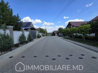 Teren pentru construcții, or. Durlești Vă propunem spre vânzare un ...