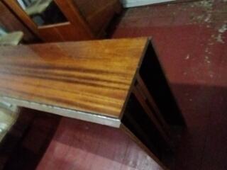 Продам стол-книжку