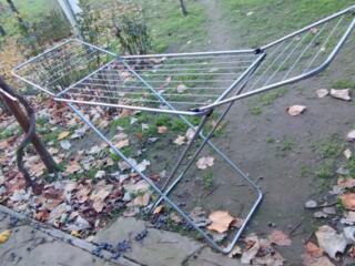 Продам сушку для белья б/у.