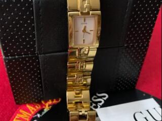 Оригинальные часы и будильники.