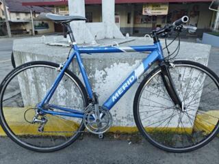 Срочная продажа шоссейный велосипед Merida