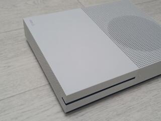 Xbox One S 1TB