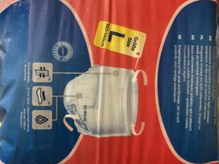 Памперсы и трусы для взрослых.