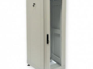 Куплю серверный шкаф