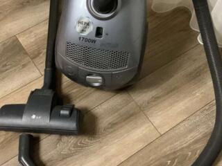 Продам пылесос