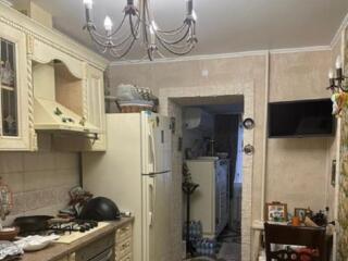 Продам квартиру 89.7 кв. м., 1/10, ул. Сергея Ядова/район Нефтяников.