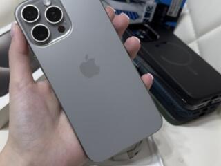 Продам IPhone 15 Pro Max 256gb