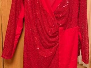 Платье нарядное