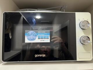 ПРОДАМ МИКРОВОЛНОВУЮ ПЕЧЬ!