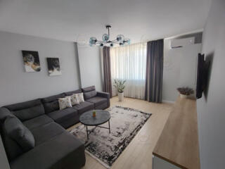 Se vinde apartament 3 odai separate str Andrei Doga 26 Sky House