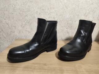 Продается отличная немецкая обувь - полусапожки зимние, тёплые, сорок