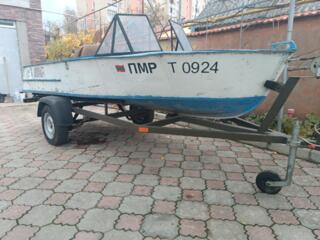 Продам лодку