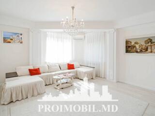 Spre chirie se oferă apartament în sect. Centru, str. Lev Tolstoi. ...