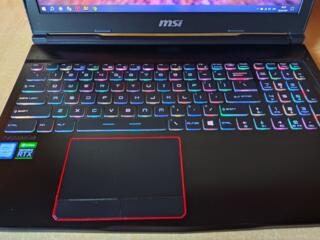 MSI GE63VR 7RF Raid i7 7700h/1920x1080 120hz /GTX1070 8Gb /16Гб DDR4