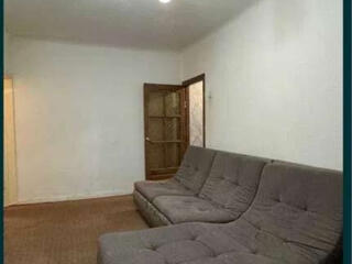 Продаётся трёхкомнатная квартира. Соломенский район, проспект ...