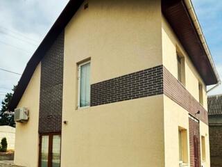 Продам 2-х этажный дом пос Шевченко в 5 мин от пос Котовского