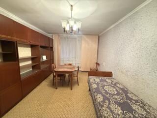 Продаётся 1-комнатная квартира на Кировском (район Бани).