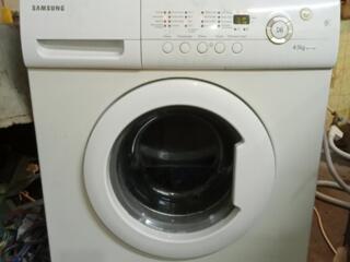 Продается стиральная машинка