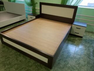 Новая 2-спальная кровать и две тумбочки!