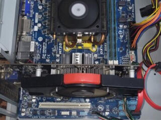 Продам недорого ИГРОВОЙ СИСТЕМНИК!