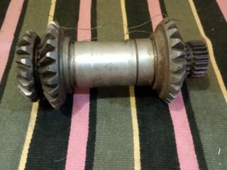 Комплект шестер реверса на т-40