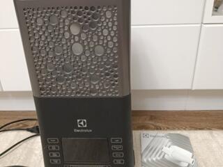 Продам увлажнитель воздуха Electrolux