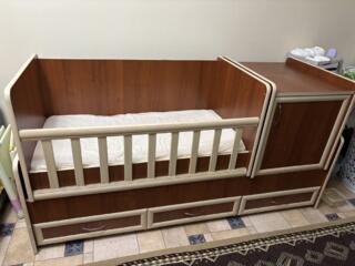 Продам детскую кроватку-трансформер