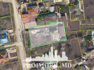 Spre vânzare se oferă teren pentru construcții, situat în sect. ...