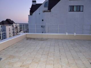 Сдаётся 3-уровневый пентхаус в центре у Днестра — террасы, панорама