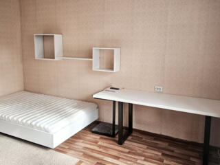 Сдаётся уютная 2-комнатная в центре, рядом всё! 4/9 эт.