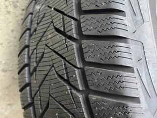 Пара (2шт)215/60/r16 VREDESTEIN зимние протектор 90% 7мм без порезов